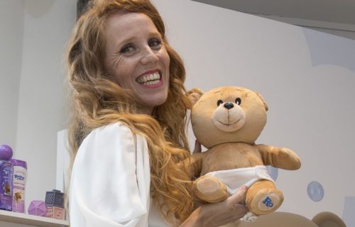 <strong>¡Descubre cómo María Castro convierte el momento del baño en la hora de la diversión!</strong>