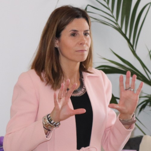 Diana Jiménez, psicóloga: «la hora del baño es uno de los mayores retos diarios a los que se enfrentan las madres y los padres»