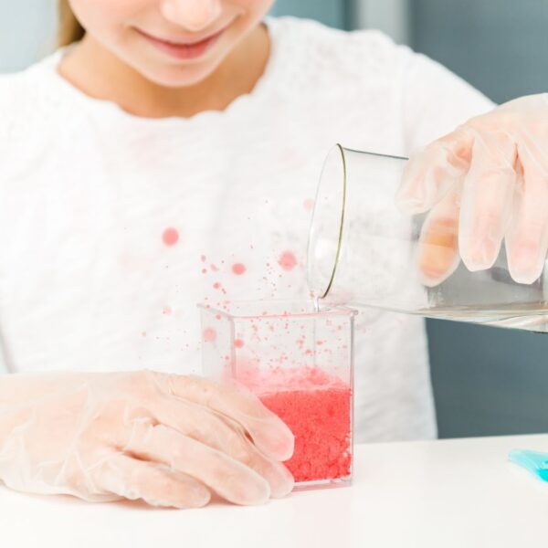 3 experimentos caseros y fáciles para hacer con peques en familia